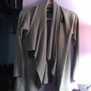 Cute cardigan with buckle on side shoulder